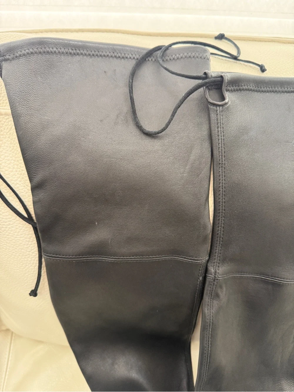 STUART WEITZMAN LOWLAND OVER-THE-KNEE BOOT in BLACK STRETCH LEATHER / SIZE 6